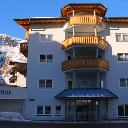 Martinshof Bed & Breakfast *