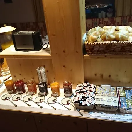 Martinshof Oda ve Kahvaltı