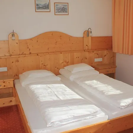 Martinshof Oda ve Kahvaltı Obergurgl